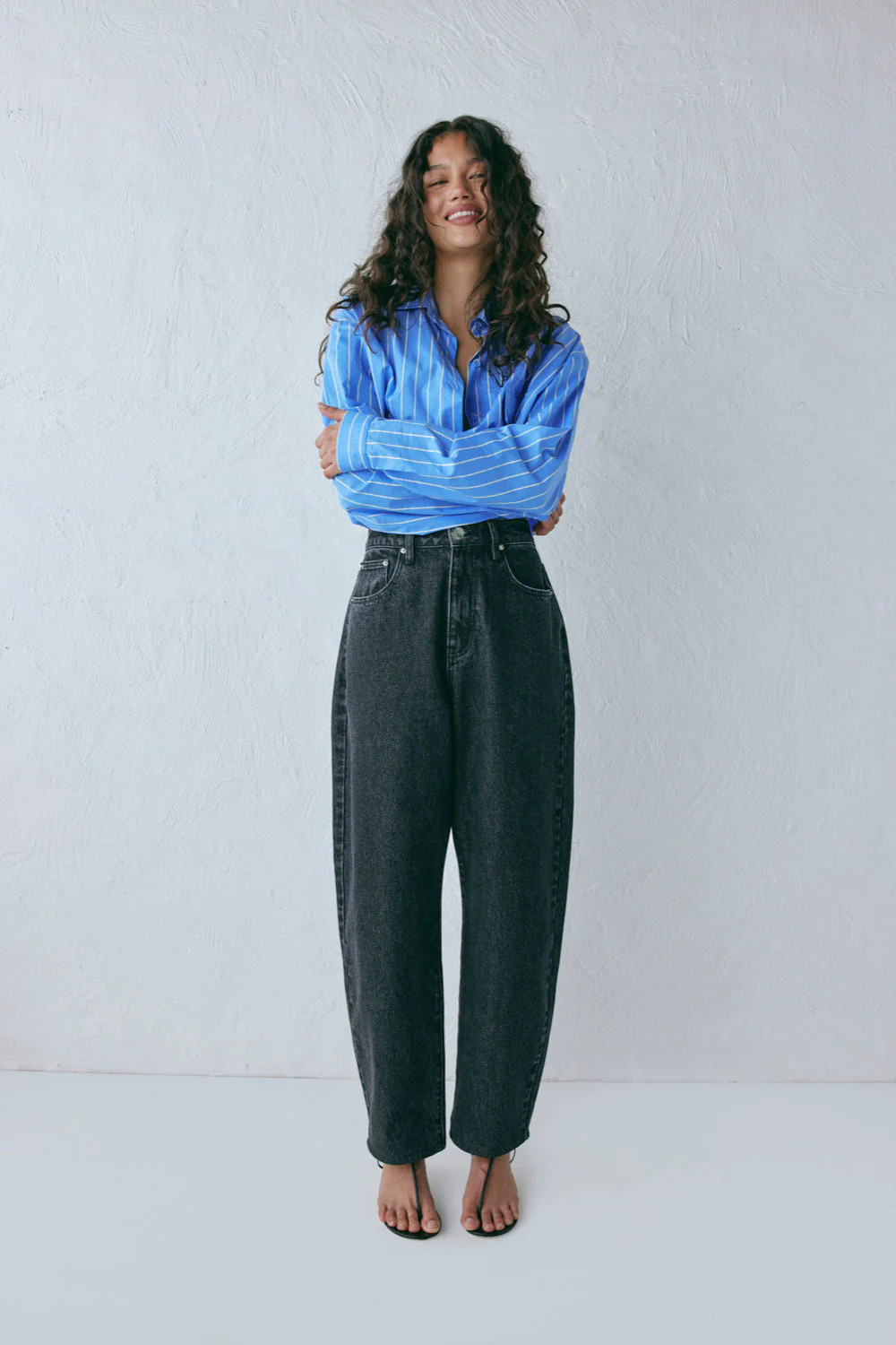 Lex Barrel Denim Jeans Washed Black | VRG Grl