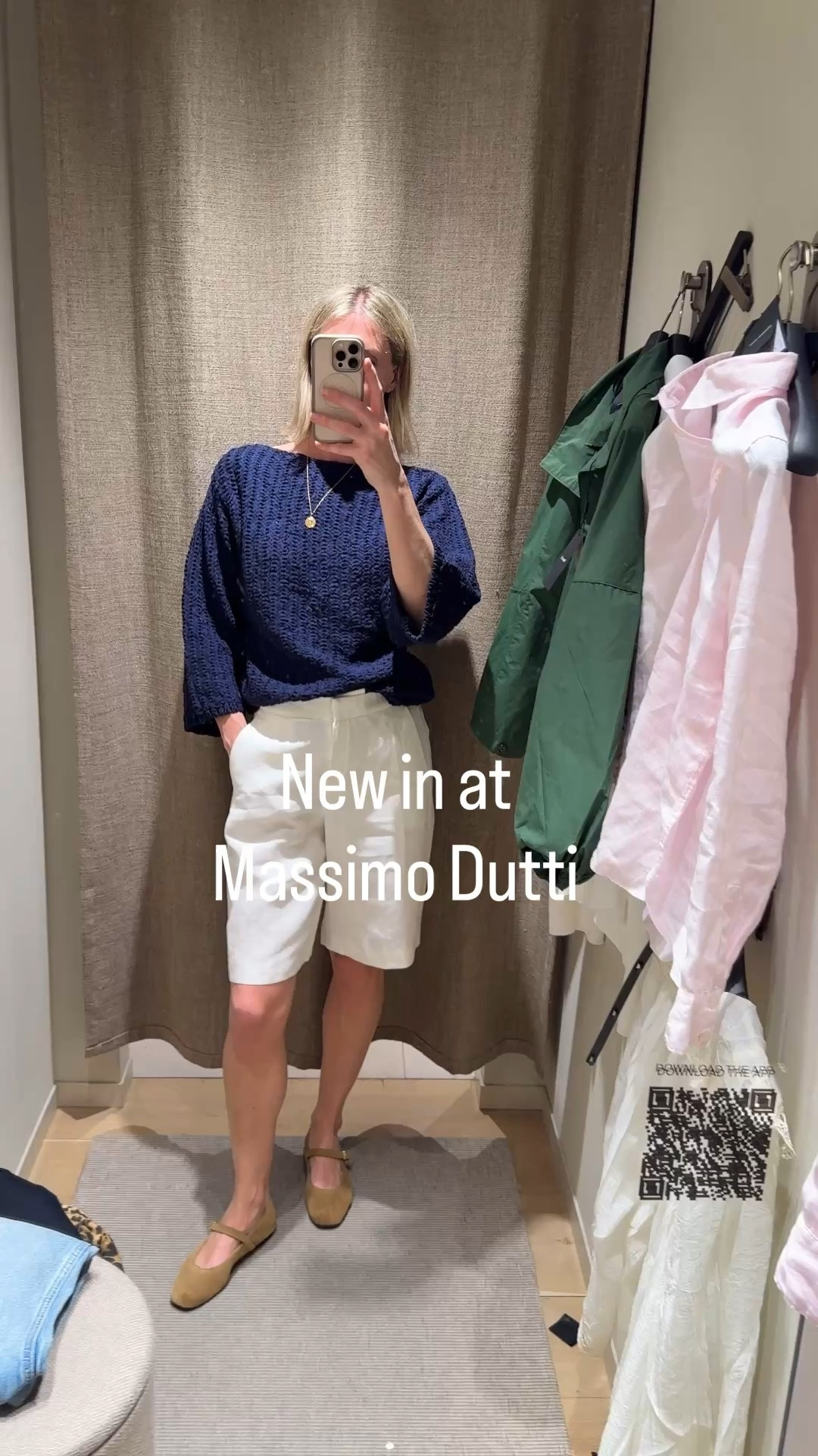 Nowhere quite hits the mark like massimo dutti for your wardrobe staples. They always manage to make the simplest of pieces feel elevated through a simple detail or the shape. 

Bermuda shorts
Bomber jacket 
Barrel leg jeans 
Cream blouse 
Pink linen shirt 
White shirt 
Blouse 
Navy knit jumper 
Front tie white blouse 

#LTKuk #LTKspring #LTKsummer