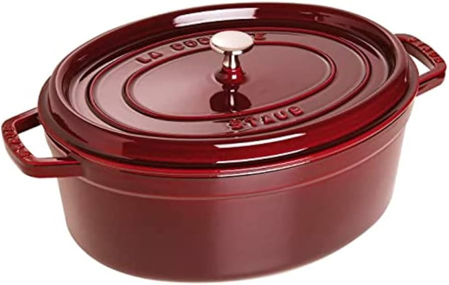 Staub French Oven - Oval - 5.4 L - Grenadine | Amazon (US)