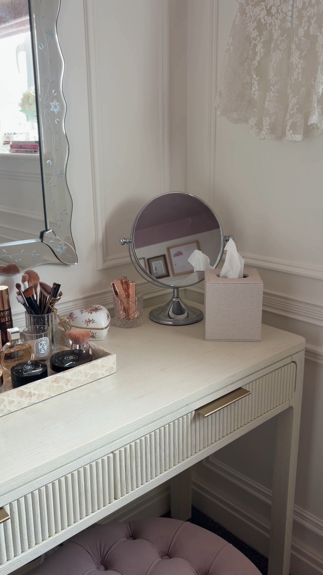 The chicest little upgrade for your makeup vanity ✨ A tissue box cover that actually looks cute on your makeup vanity, it has that beautiful, textured linen look but it’s wipeable, making it much more practical for everyday use. Just pop your tissues inside and suddenly the box feels like part of your décor instead of something you want to hide.

Simple, chic, and such an easy vanity refresh ✨

#LTKuk #LTKhome