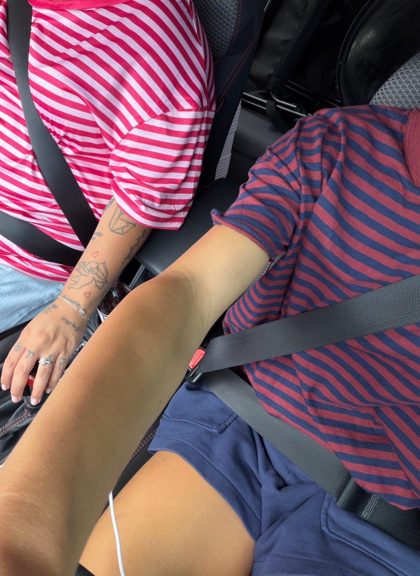 August tones 💕💕 loving stripes & comfy fits, leaning into deeper tones 
- boyfriend t perfectly ovsersized (size small)
- shorts soooooo comfy (size small)

#LTKActive #LTKSeasonal #LTKootd
