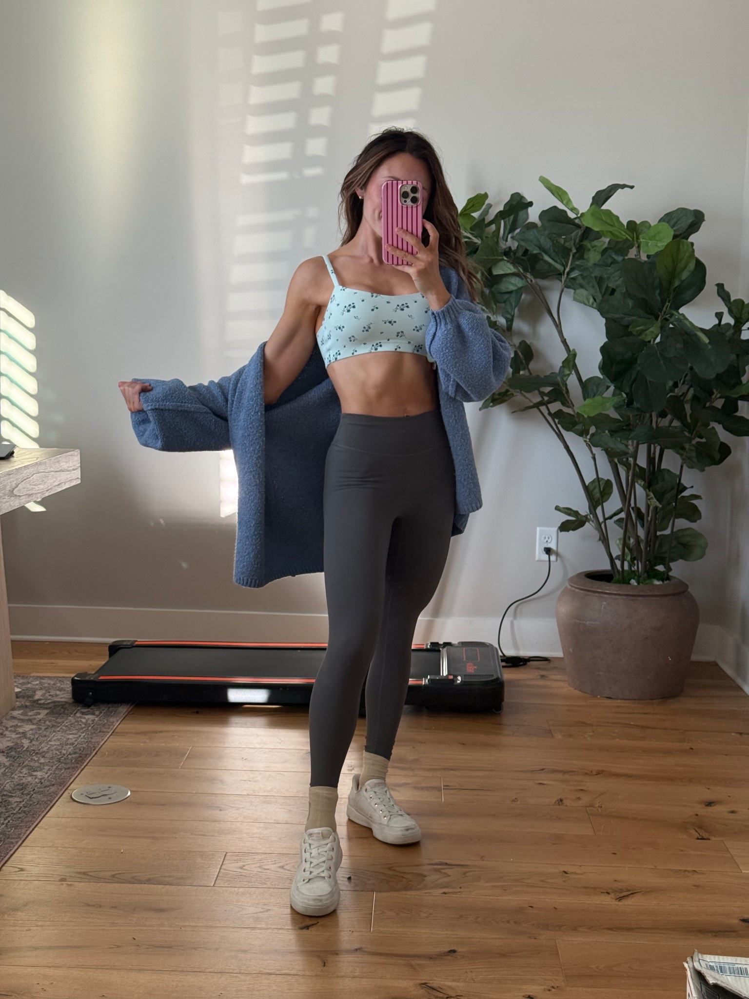 The COZIEST Amazon cardigan ever!!! Wearing a size small 

#LTKmomlife #LTKfitnessgoals #LTKdayinmylife