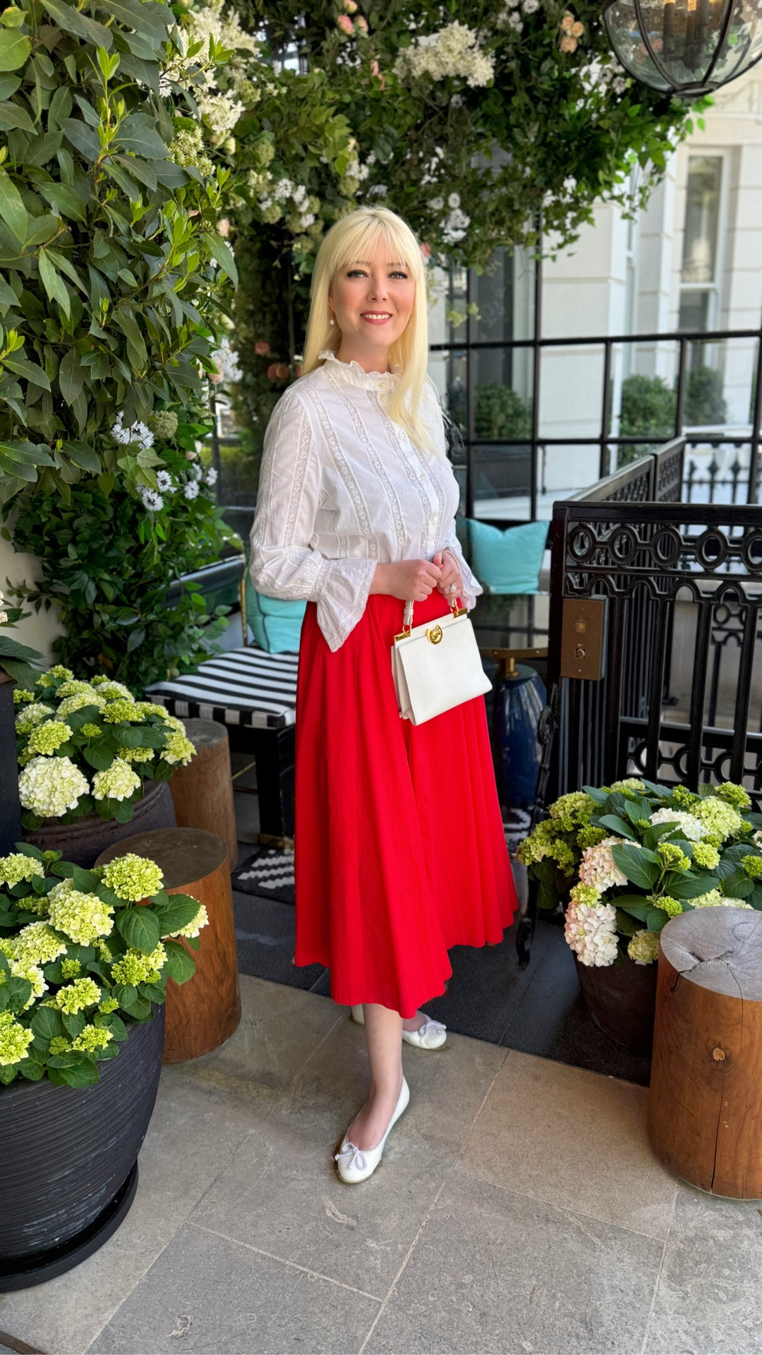 Happy Fashion Friday! These amazing full midi skirts from Mint Velvet are currently on sale - catch 20% off everything! I partnered with a white blouse but this skirt is so versatile and will look great with navy for a nautical look. I also purchased the same skirt in their other colours - white and orange. 



#LTKsale #LTKuk #LTKspring