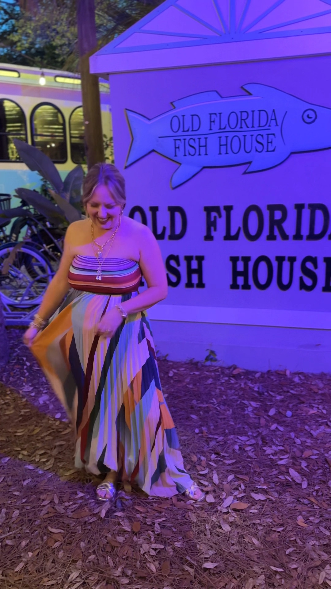 Strapless maxi dress, super stretchy and tts. I’m in a medium, I’m 5’2” and wearing flats  

#LTKSeasonal #LTKFindsUnder50 #LTKOver40