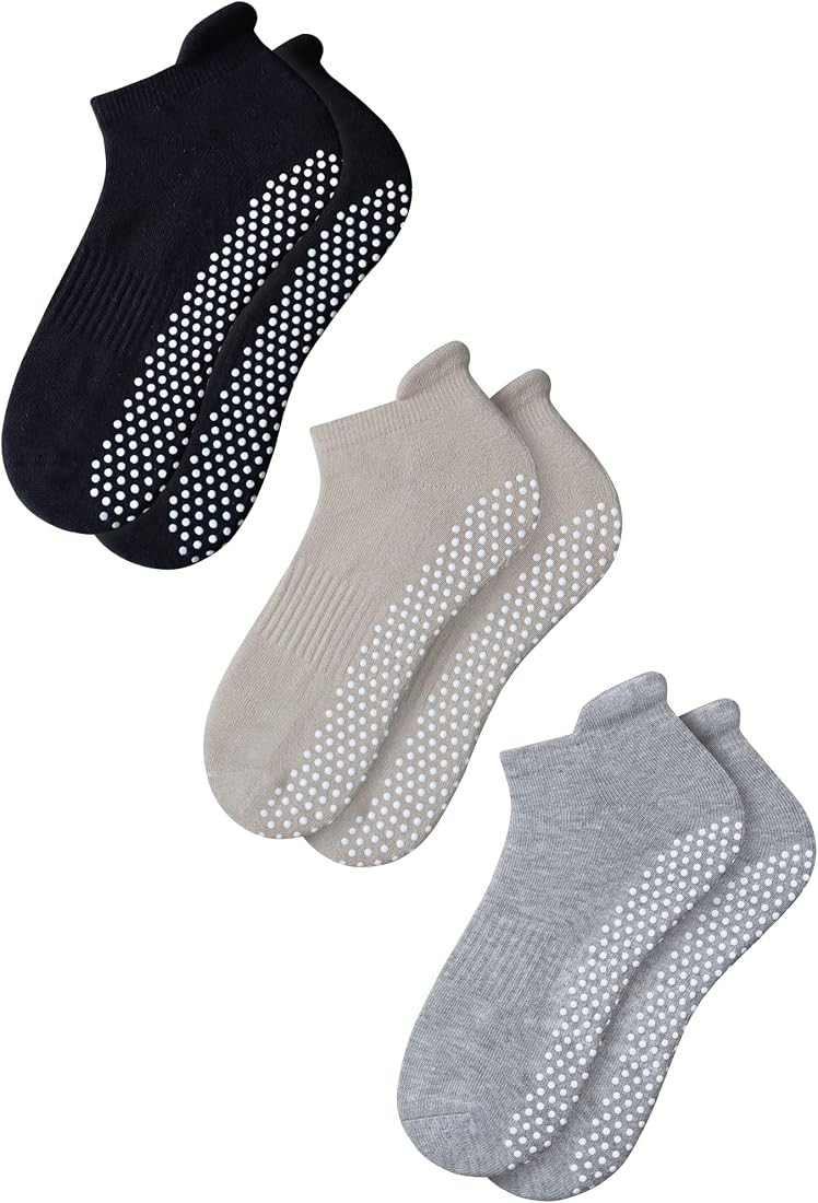 RATIVE Anti Slip Non Skid Barre Yoga Pilates Hospital Socks with grips for Adults Men Women | Amazon (US)