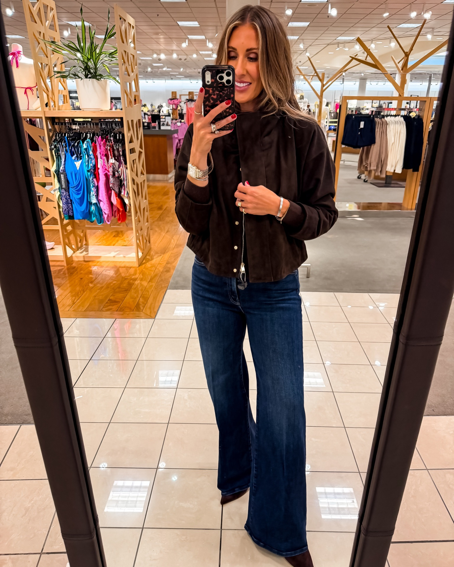 I tried on so many denim pair here at the anniversary sale. This is my favorite. They are a designer denim. They run through sizes and are very very stretchy. They look so good. Runs TTS

#LTKootd #LTKSaleAlert #LTKgrwm