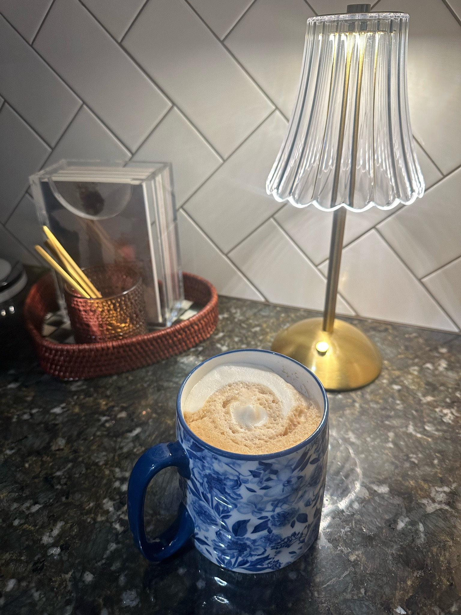 Battery operated lamp 
Amazon home 


#LTKhome