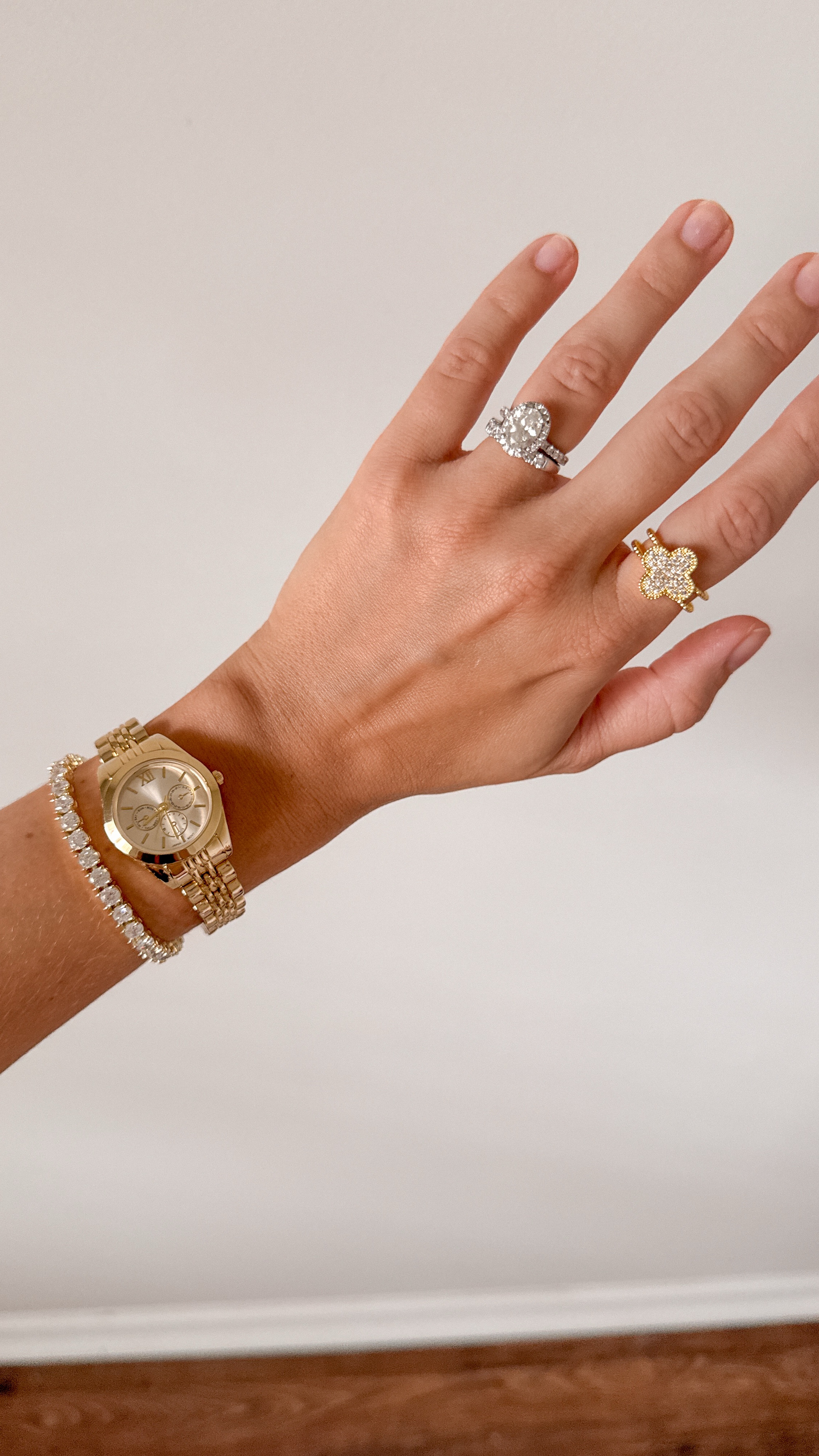 Todays jewelry tour 
KELLEYG for 15% off Melinda Maria
KAG15 for 15% off Ultrahuman through 6/30

#LTKSummerEdit