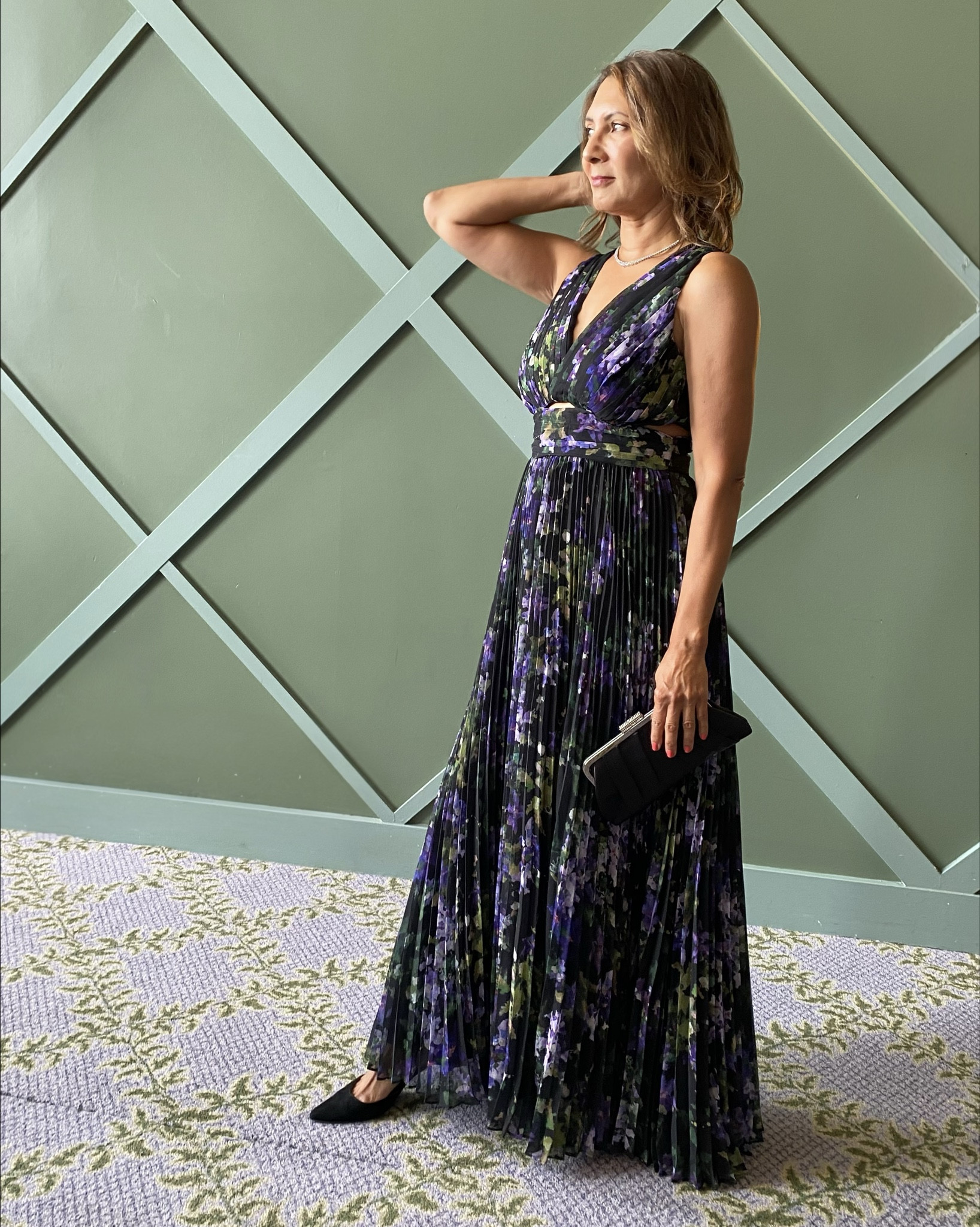 Feeling beautiful and looking forward to that fall wedding in this gorgeous pleated wedding guest look from Express. I’m guessing this one will sell out so don’t sleep on it. Style with a black satin bag, sling back pumps, and a tennis necklace. BTW, this dress runs small and I’m wearing size small for reference - I probably could have sized down to extra small.
#LTKFindsUnder100

#LTKSaleAlert #LTKWedding #LTKSeasonal