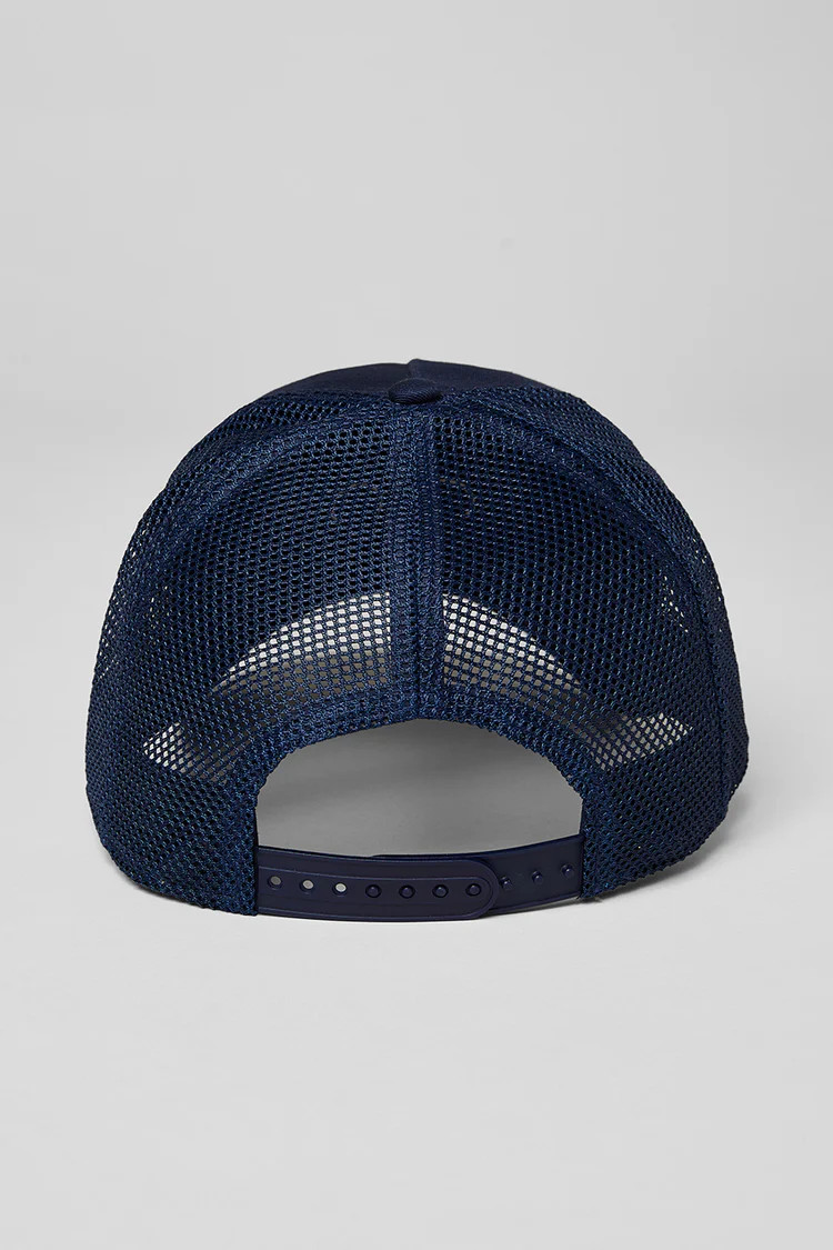 District Trucker Hat | Alo Yoga (US)