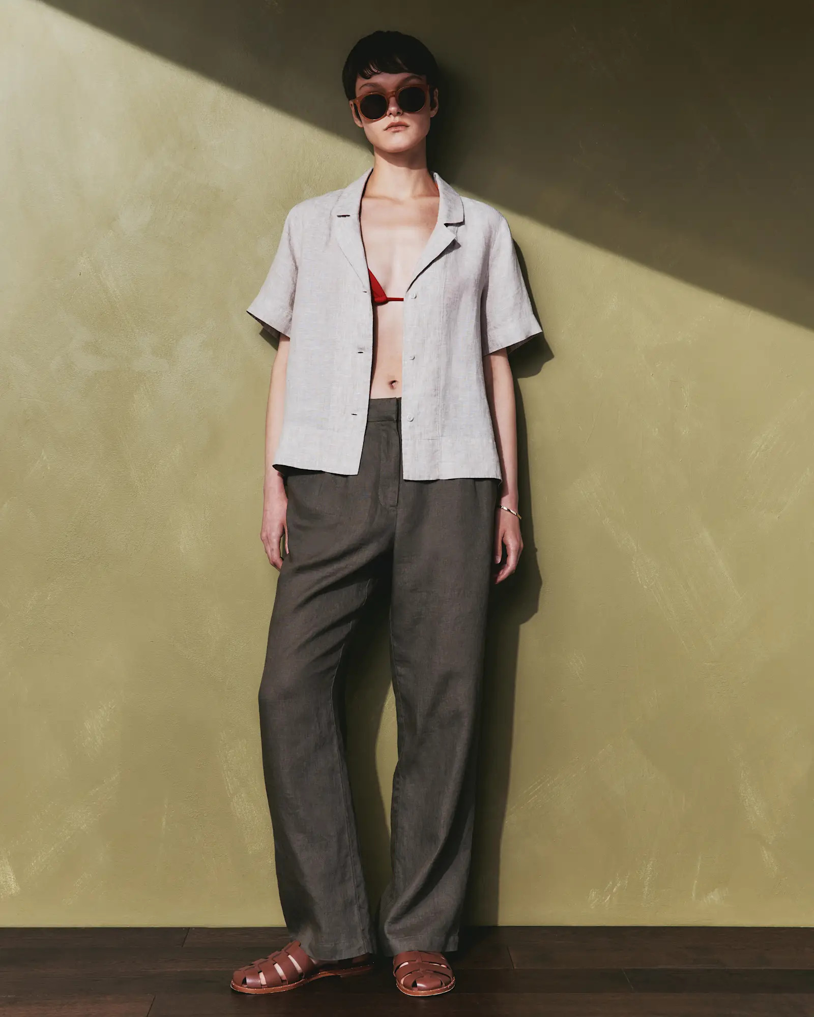 100% European Linen Pleated Trouser | Quince