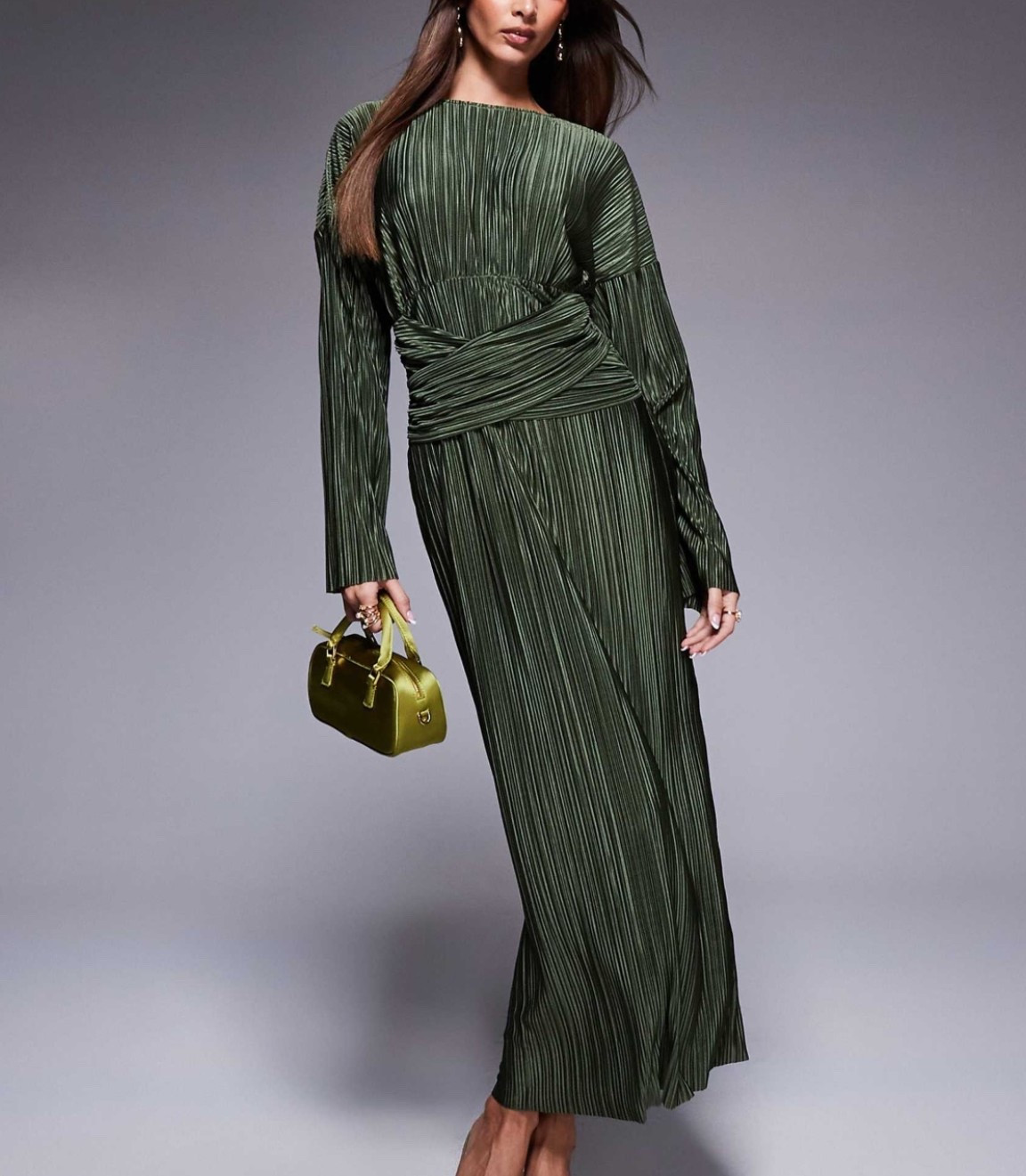 Modest khaki dresses <3

#LTKSaleAlert #LTKBeauty #LTKSeasonal