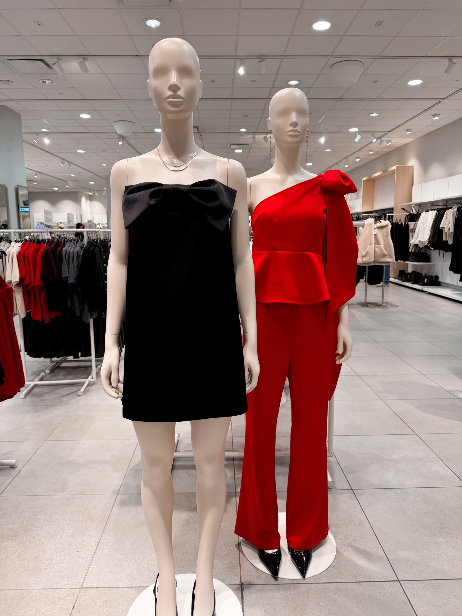 H&M Holiday Looks ❤️🖤

#LTKSaleAlert #LTKootd #LTKHoliday