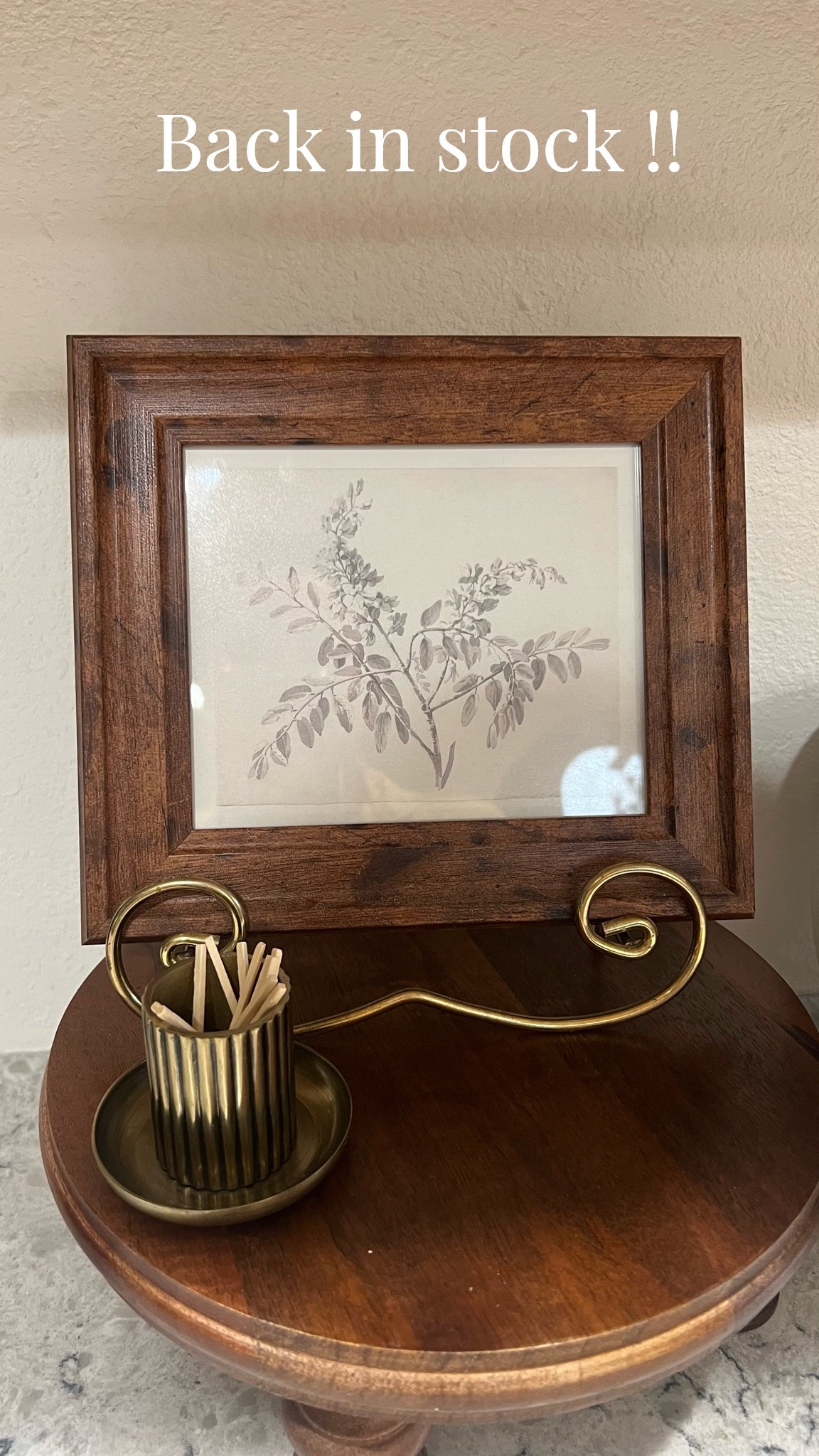 Este cuadro de Hearth and hand with Magnolia está otra vez disponible !!!
#h&hmagnolia #targetstyle #target #homedecor #walldecor #targetframe