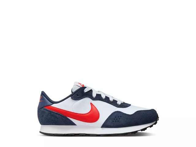 Nike MD Valiant Sneaker - Kids' | DSW