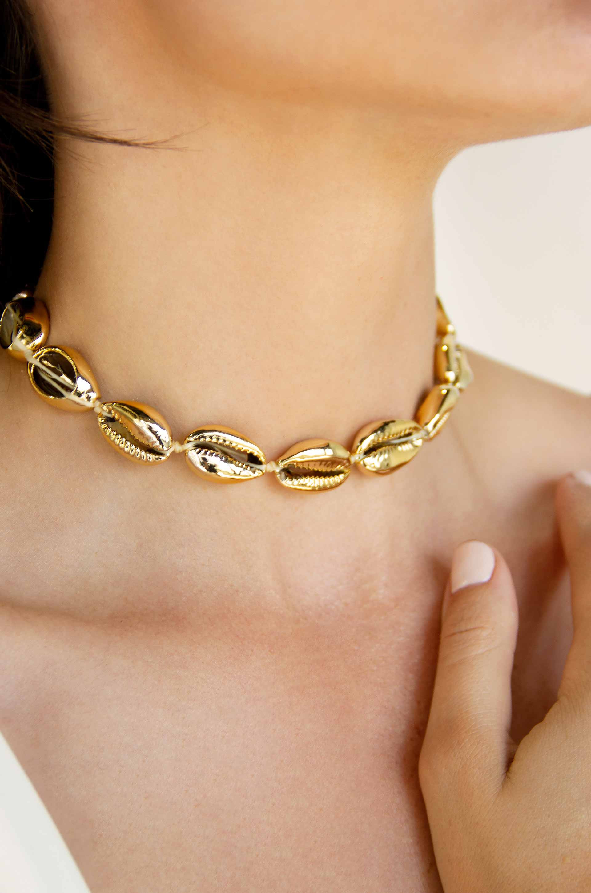 Ettika Jewelry | 18kt Gold Plated Cowrie Shell Necklace | Ettika