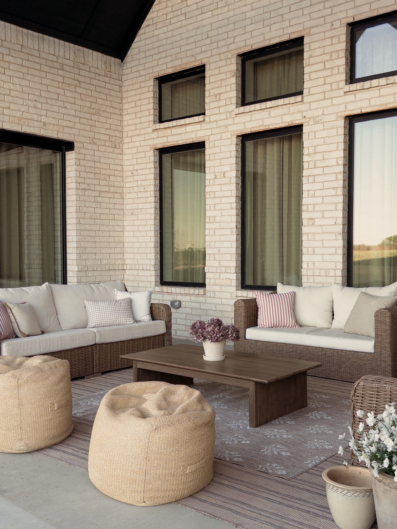 It’s patio season! 

patio inspo, affordable patio furniture, outdoor living, walmart home

#LTKHome