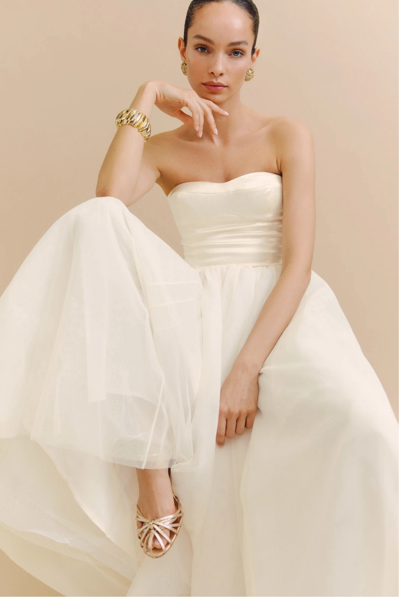 Are you looking for an elegant and modern Wedding gown for your big day? This wedding dress will be perfect for any type of wedding’ planned. It’s chic, elegant and unique! #weddinggown #weddingdress #metgaladress #stylishweddinggown #instabride #whitedress #weddingdresses #bridetobe #weddinginspiration #revolvedresses #weddingday #weddingdressinsoiration #planawedding #brideoutfit #weddingstyle

#LTKWedding #LTKStyleTip #LTKParties