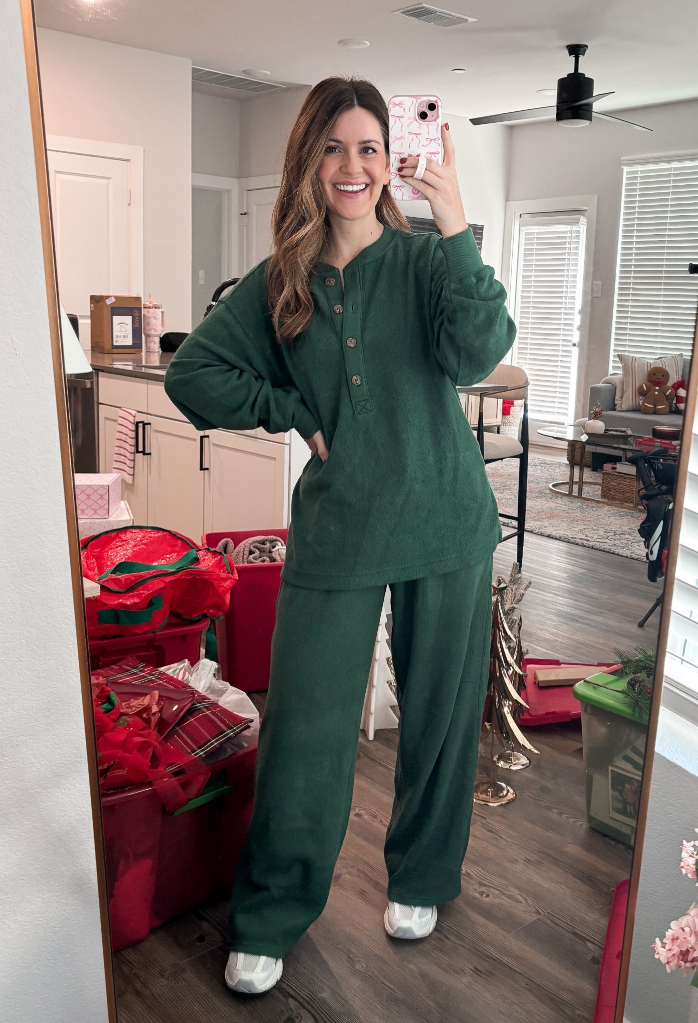 Cozy aerie set on sale for Black Friday!💚 small in both top and bottom!

Cozy, aerie, holiday, matching set, Sherpa, comfort

#LTKActive #LTKFindsUnder50 #LTKCyberWeek