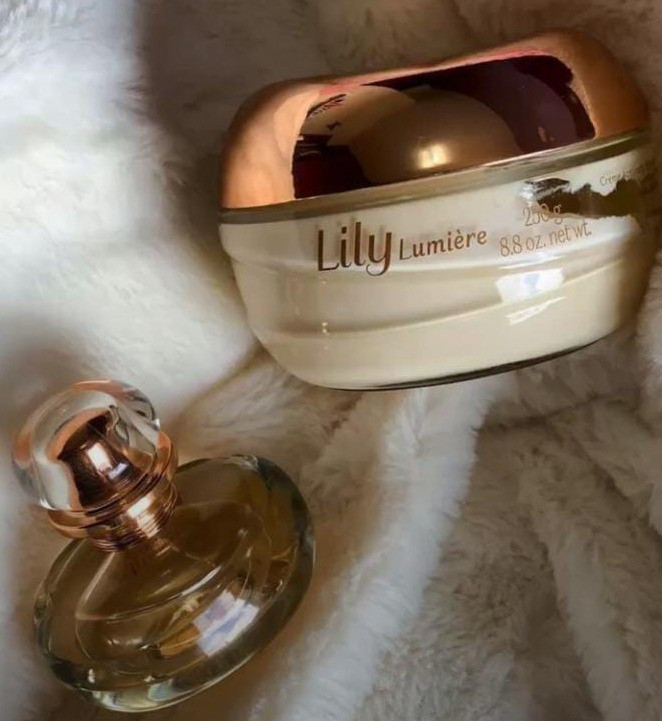 Eu amo andar perfumosa 😃 E pense no cheiro bom gente.Gosto de intensificar com o hidratante corporal para uma duração mais prolongada .

#LTKbeleza #LTKbrasil #LTKpromo