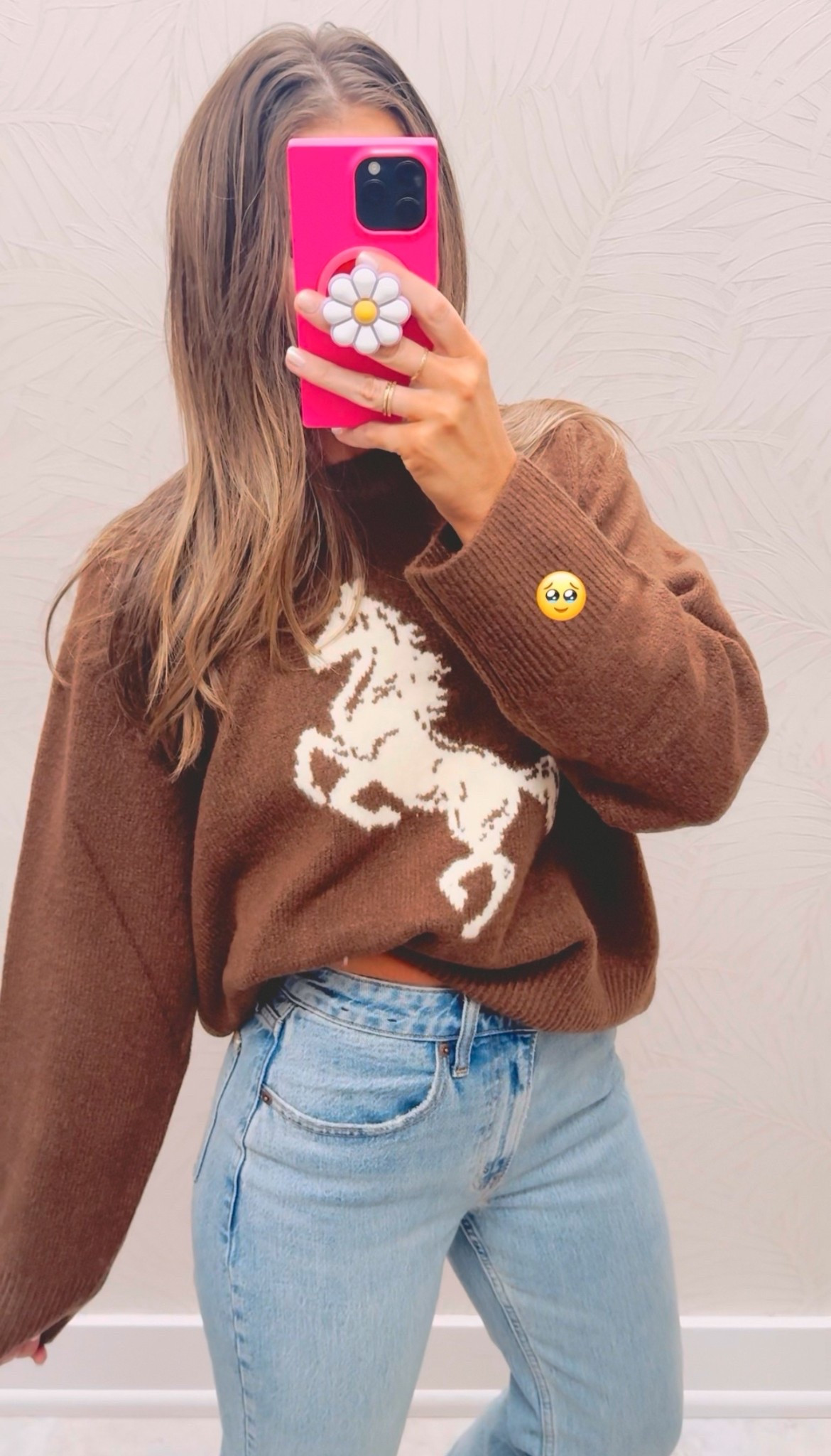 This sweater 😍 perfect for a fall trip!!!