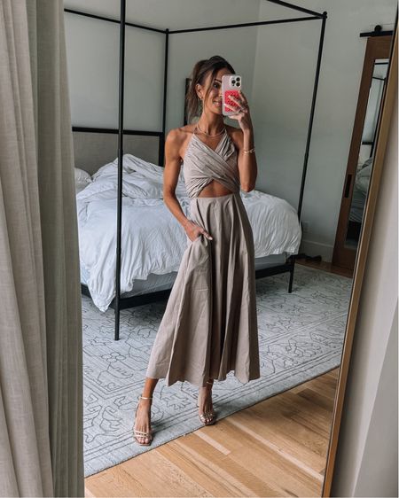 stunning abercrombie dress in stock and on major sale! 🤍 use code AFLAUREN for an extra 15% off! 🙌🏻

#abercrombie #abercrombiesale #vacationoutfit #weddingguestdress #resortwear 

#LTKsalealert #LTKstyletip