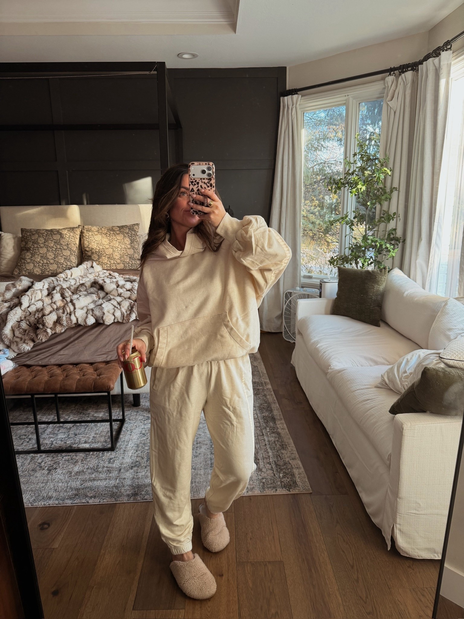 Cozy ootd 💛

#LTKActive #LTKdayinmylife #LTKootd