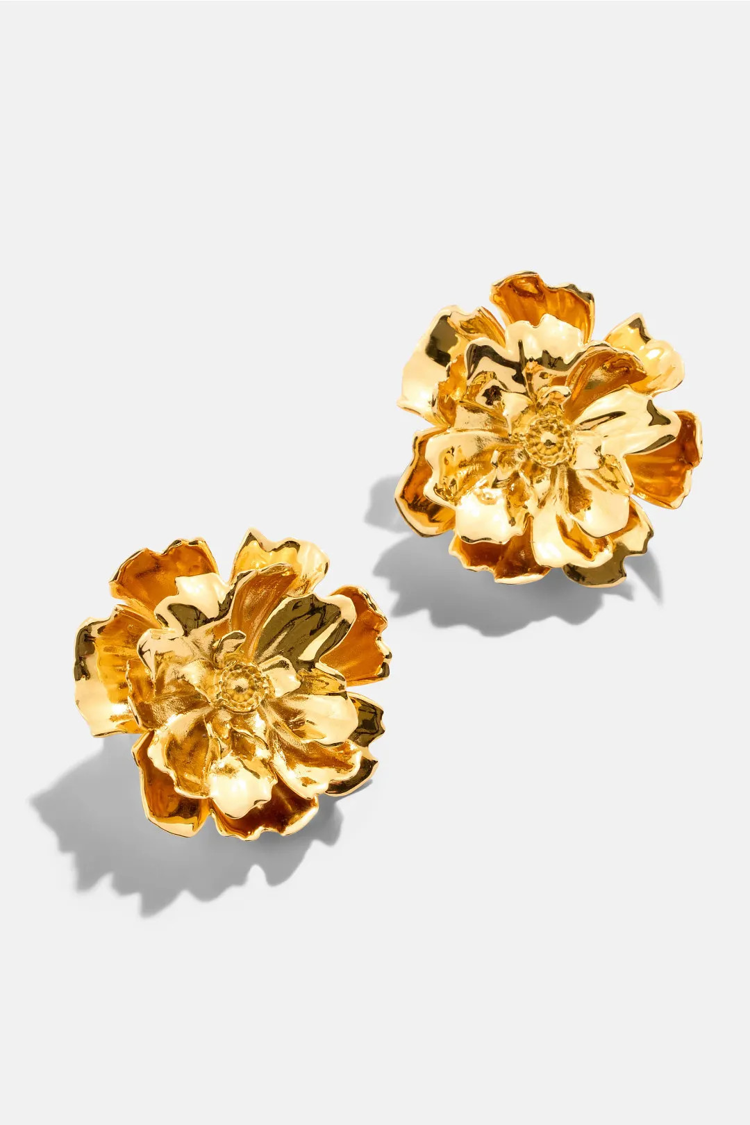 Oscar de la Renta Small Peony Stud Earrings | Rent the Runway