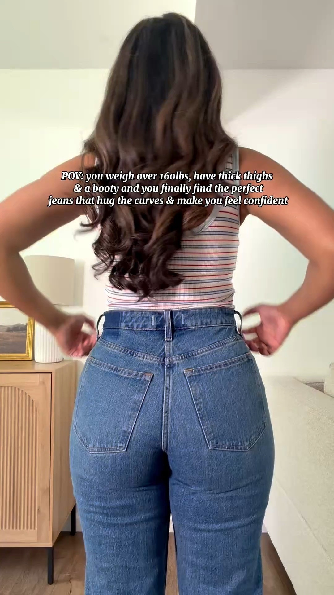 Abercrombie jeans curve love 28/6 long! Size small built in bra top! On sale! The best jeans for curvy girls casual style @abercrombie

#LTKMidsize #LTKSaleAlert