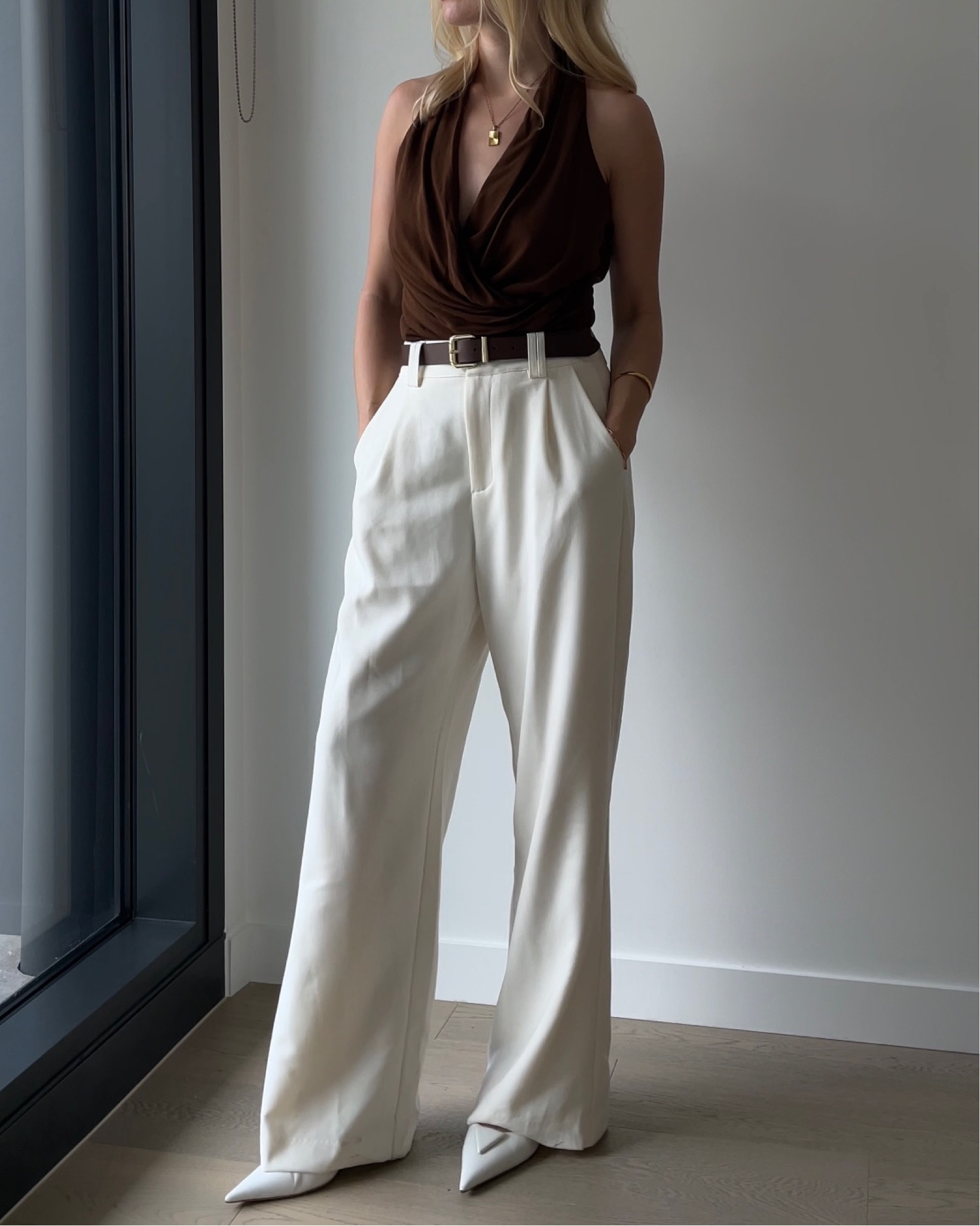 White trousers and brown? No problem 

#LTKaustralia #LTKwinter #LTKnewzealand