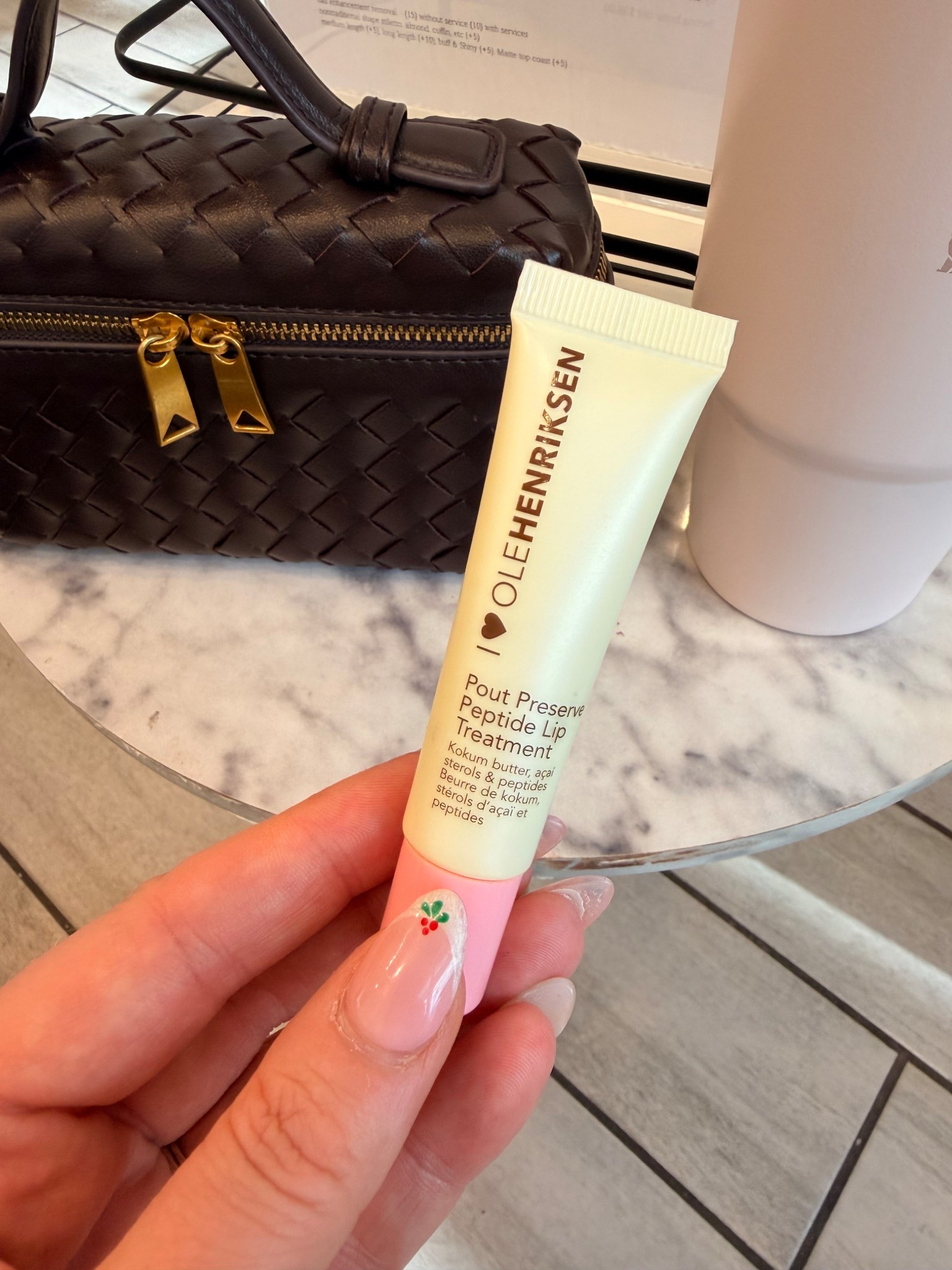 If you need a last minute stocking stuffer.. this lip balm is amazing! 

#LTKGiftGuide #LTKHoliday #LTKBeauty