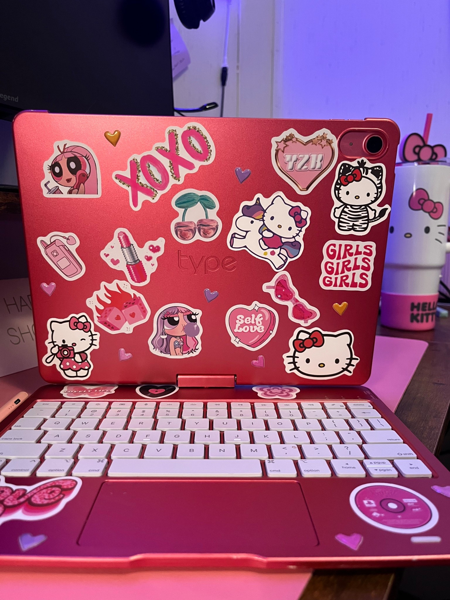 i love my ipad stickers #pinkipad #ipadaccessories #ipaddecor #ltktech #hellokitty
