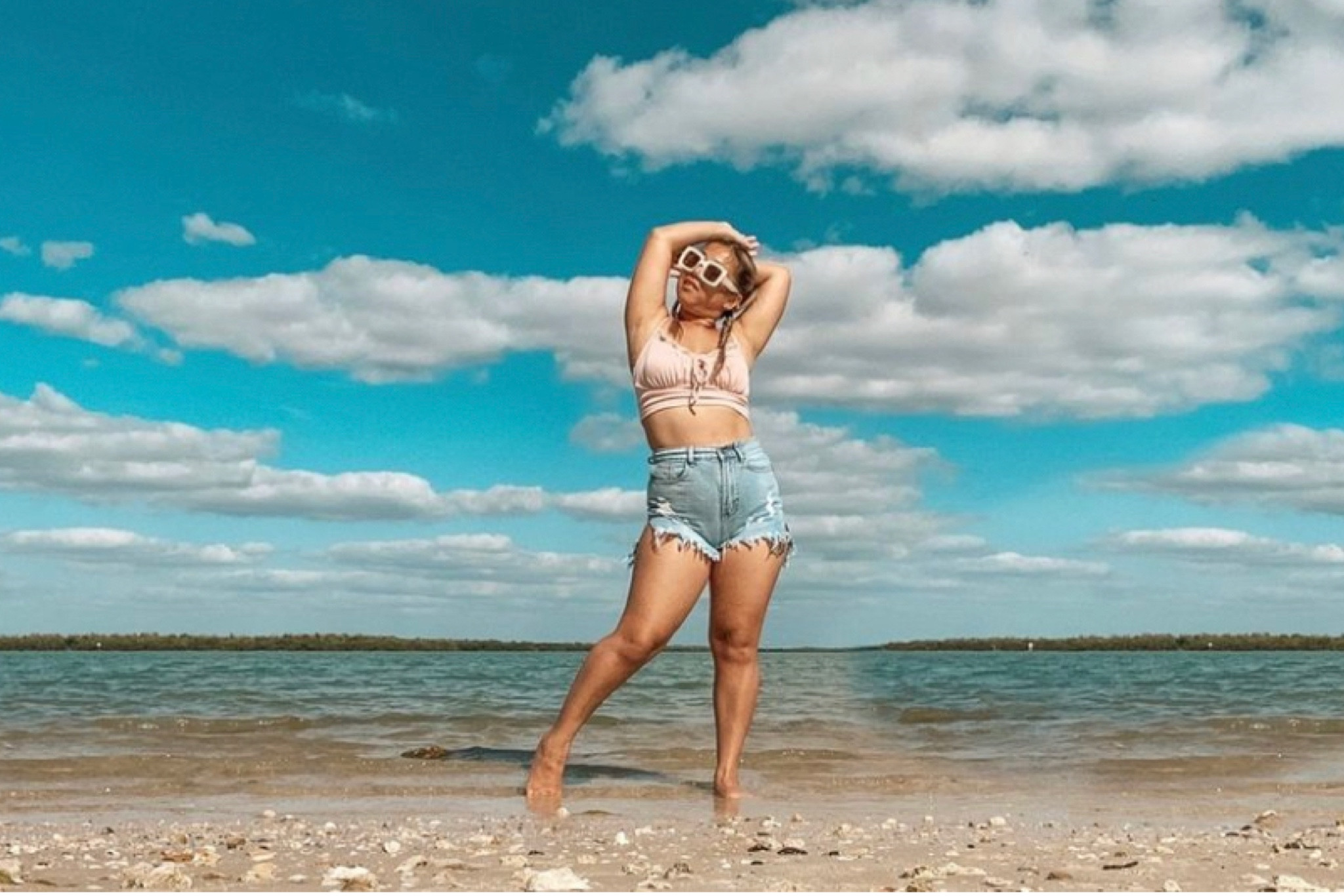 Florida Outfit
• Pink Crop Top
• High waisted Jean Shorts
• White Sunglasses 

#LTKunder50 #LTKSeasonal #LTKtravel