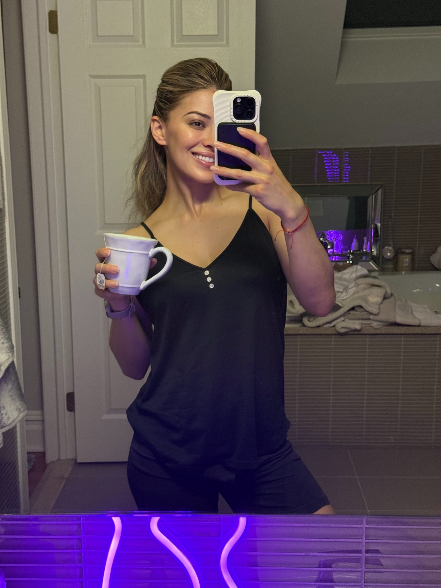 Night routine lately ✨
Resetting my skin, hair, and body after long days of training + clients + castings. These are the staples I actually use every night for recovery, glow, and feeling like me again.

Linked everything I’ve been loving lately 

#LTKbeauty #LTKfitness #LTKselfcare #LTKnightroutine #LTKunder100 #LTKstyle
#nightroutine #selfcareroutine #glowroutine #skincareroutine #beautyfavorites
#wellnessroutine #recoverymode #thatgirlnight #cleanroutine #everydayessentials
#haircaretips #glowupdaily #cozyvibes #routineessentials