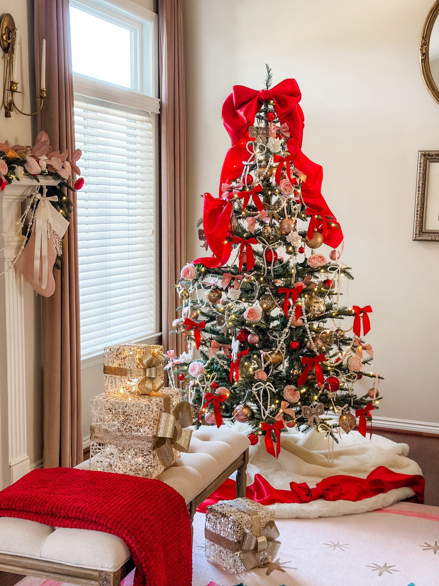 Romantic Red and Pink Christmas tree that feels like a fairytale!! 🎀❤️🌸

Christmas tree 
Holiday bows 
Pink bows 
Pink Christmas 
Coquette core 
Red classic Christmas 
Christmas ornaments 


#LTKHome #LTKHoliday #LTKSeasonal