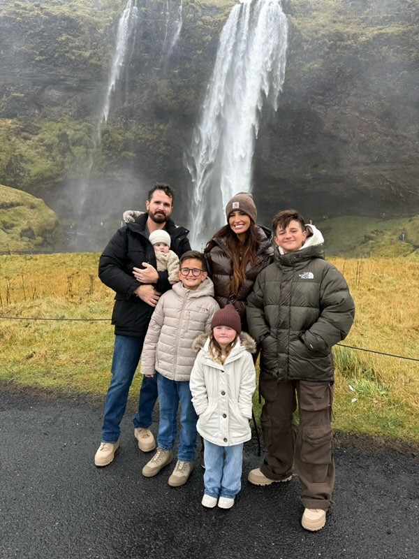 Iceland outfit, family vacation, winter coat

#LTKFindsUnder100 #LTKTravel #LTKFamily