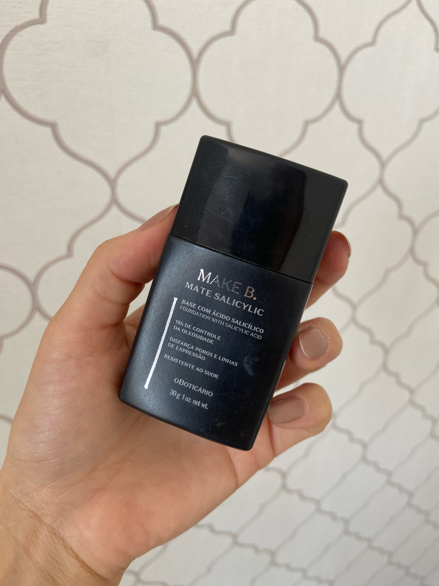 Essa base é excelente pra quem tem pele oleosa. É levinha e resiste muito ao suor e calor 🔥 

#LTKbeauty #LTKCyberWeek #LTKbrasil