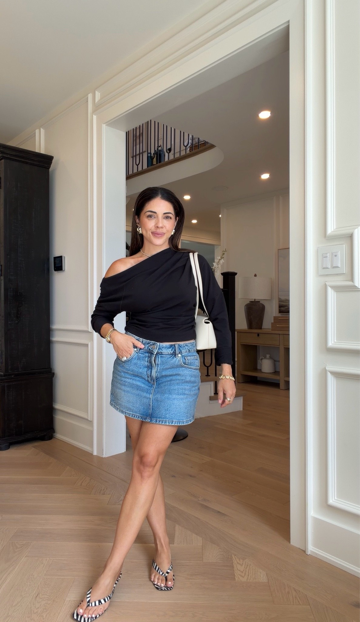 Top - XS
Skirt - XS

#LTKtravel #LTKjeans #LTKcanada