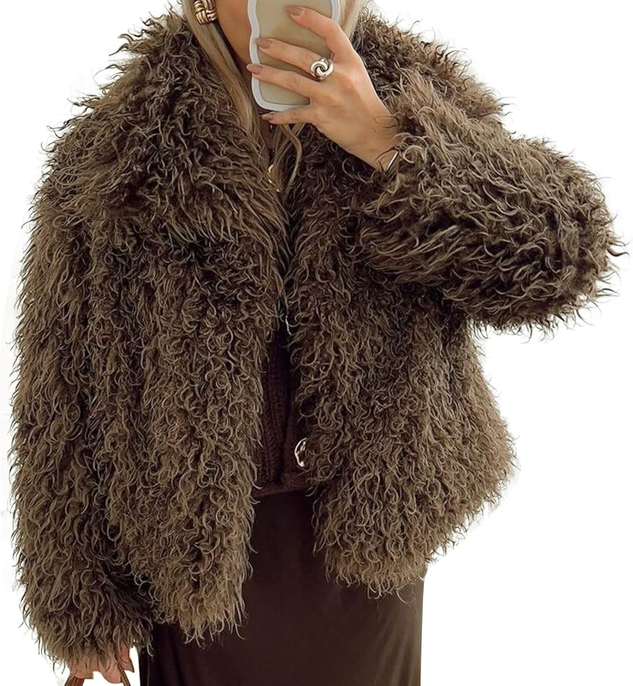Flygo Women's Faux Fur Coat Jacket Fluffy 2025 Winter Jackets Lapel Long Sleeve Loose Shaggy Coat... | Amazon (US)