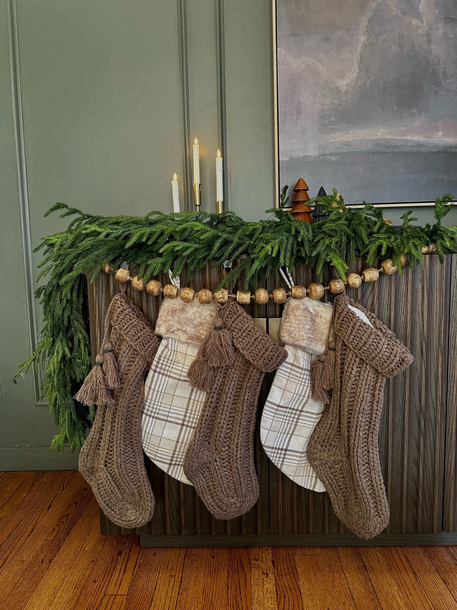 If you don’t have a mantel, use your tv console, or sideboard. 

#LTKhome #LTKsalealert #LTKHoliday