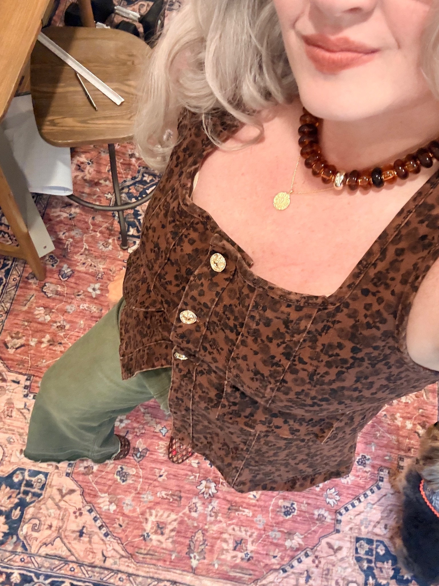 This vest is everything, y’all!  Sized up to an XL.  

Fall outfits, date night outfit
