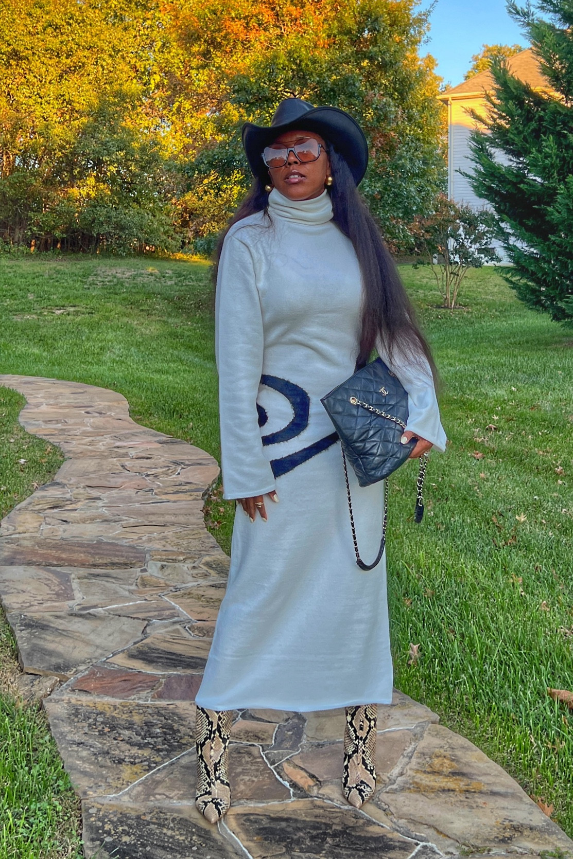 Classic black and white for the win! Take off white right into the fall! 
🍁🍂🖤🤍✨

#LTKItBag #LTKShoeCrush #LTKOver40