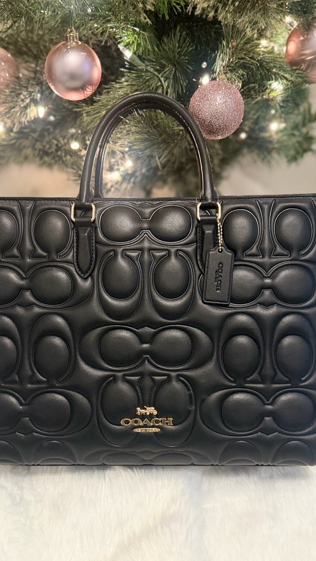 The Large Maggie Tote from @Coach is EVERYTHING! Great for business and pleasure. #CoachPartner #CoachBag #CoachTote #MaggieTote #DesignerBag #LuxuryHandbag #WorkBag #ToteBag #HandbagLover #BagOfTheDay #DesignerTote #CoachStyle #LuxuryFashion #WorkToWeekend #OOTD #FashionFinds #HandbagObsessed #InvestmentPiece #ClassicStyle #LTKitbag #LTKworkwear #LTKstyletip​​​​​​​​​​​​​​​​

#LTKGiftGuide #LTKCyberWeek #LTKHoliday