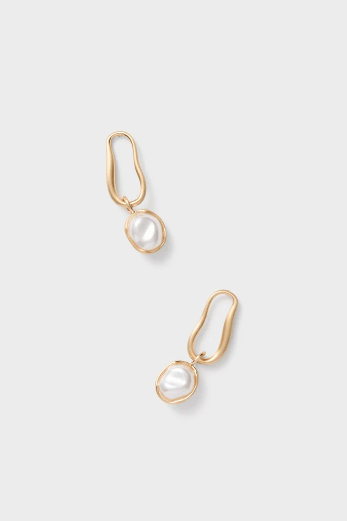 Brushed Brass Vera Earrings | Tuckernuck (US)