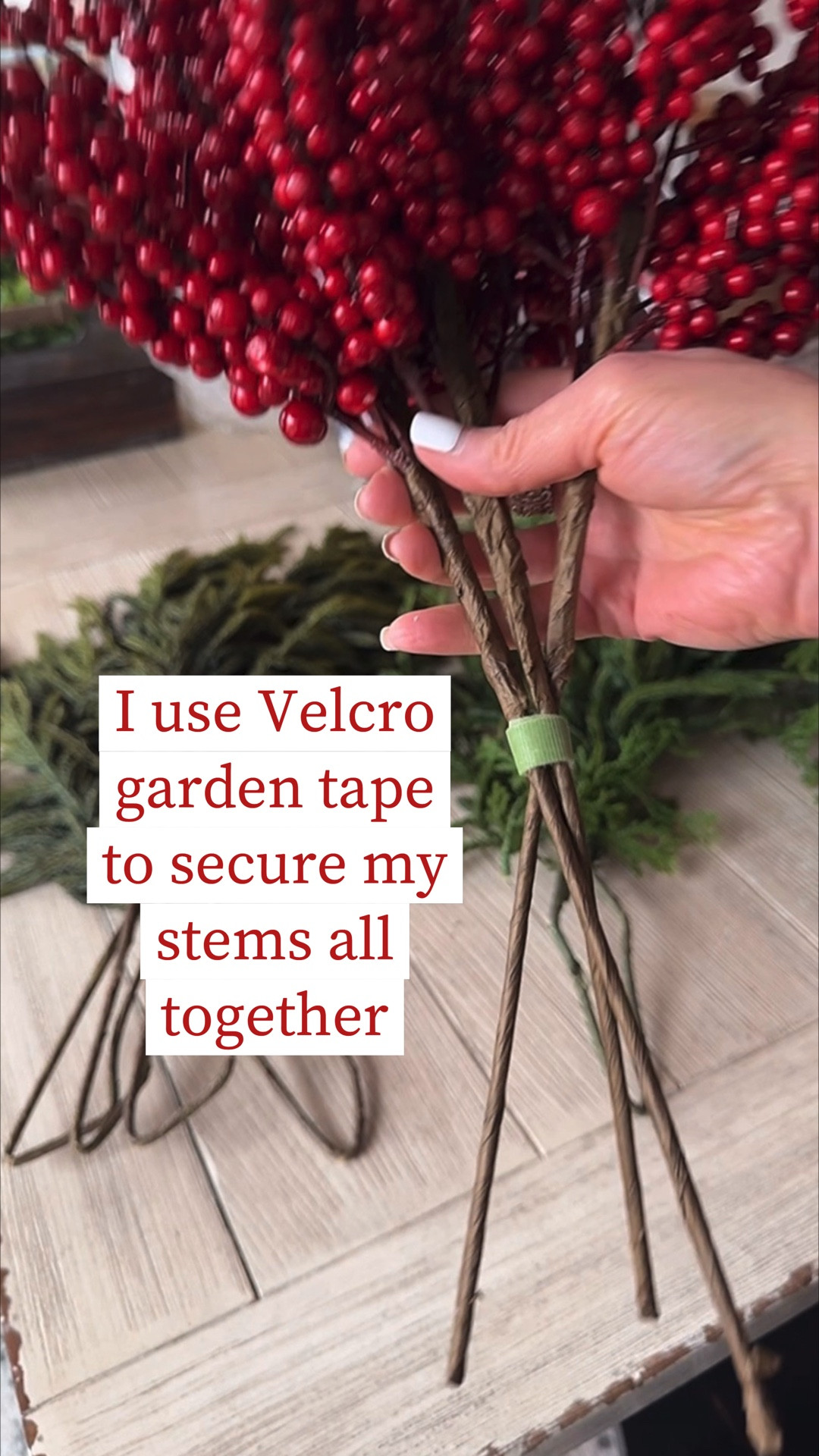 Velcro garden tape is a great way to keep all your stems together!!



#LTKHome #LTKHoliday #LTKSeasonal