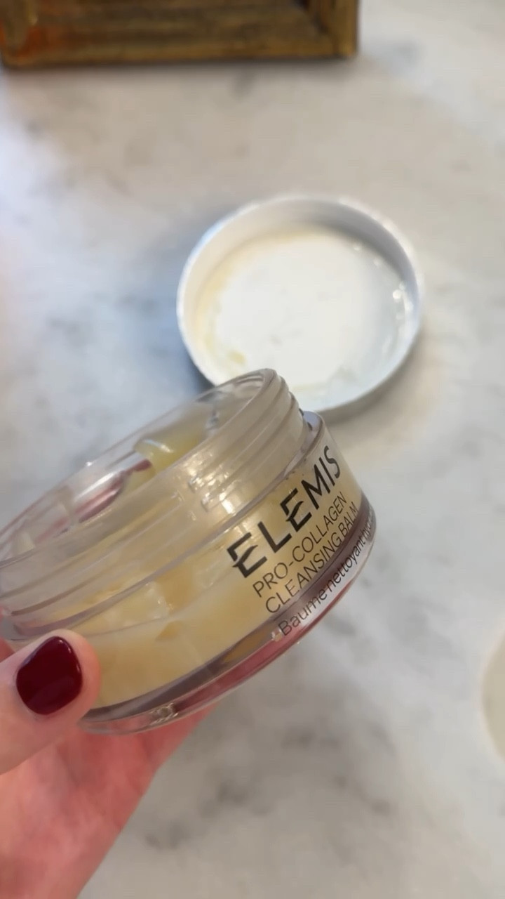 I swear by this cleansing balm! I have repurchased it over and over again! Will never use another one in place of this, truly the best!

Loverly grey, Elemis pro collagen cleansing balm, makeup remover favorite, skincare favorites, collagen skincare 

#LTKBeauty