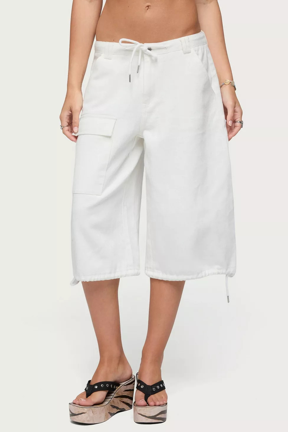 Edikted Cargo Bermuda Shorts | Urban Outfitters (US and RoW)