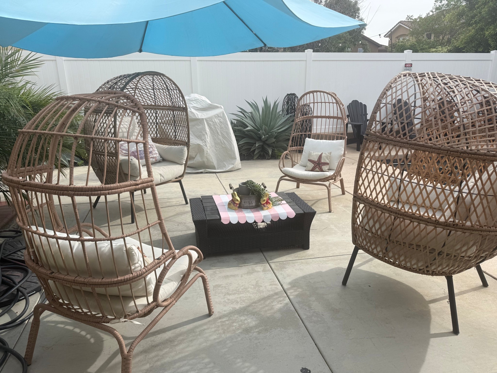 Backyard vibes  

#LTKHome #LTKdayinmylife #LTKselfcare