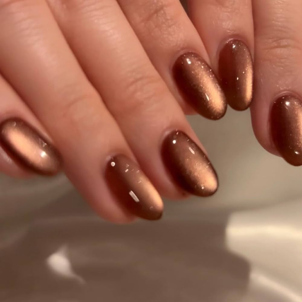 KQueenest Cat Eye Press on Nails Short Oval, 30 Pcs Light Brown Fake Nails Short Round, Glitter Glass Glue on Nails Almond, Reusable Shiny Chrome False Nails for Women Fall Winter | Amazon (US)