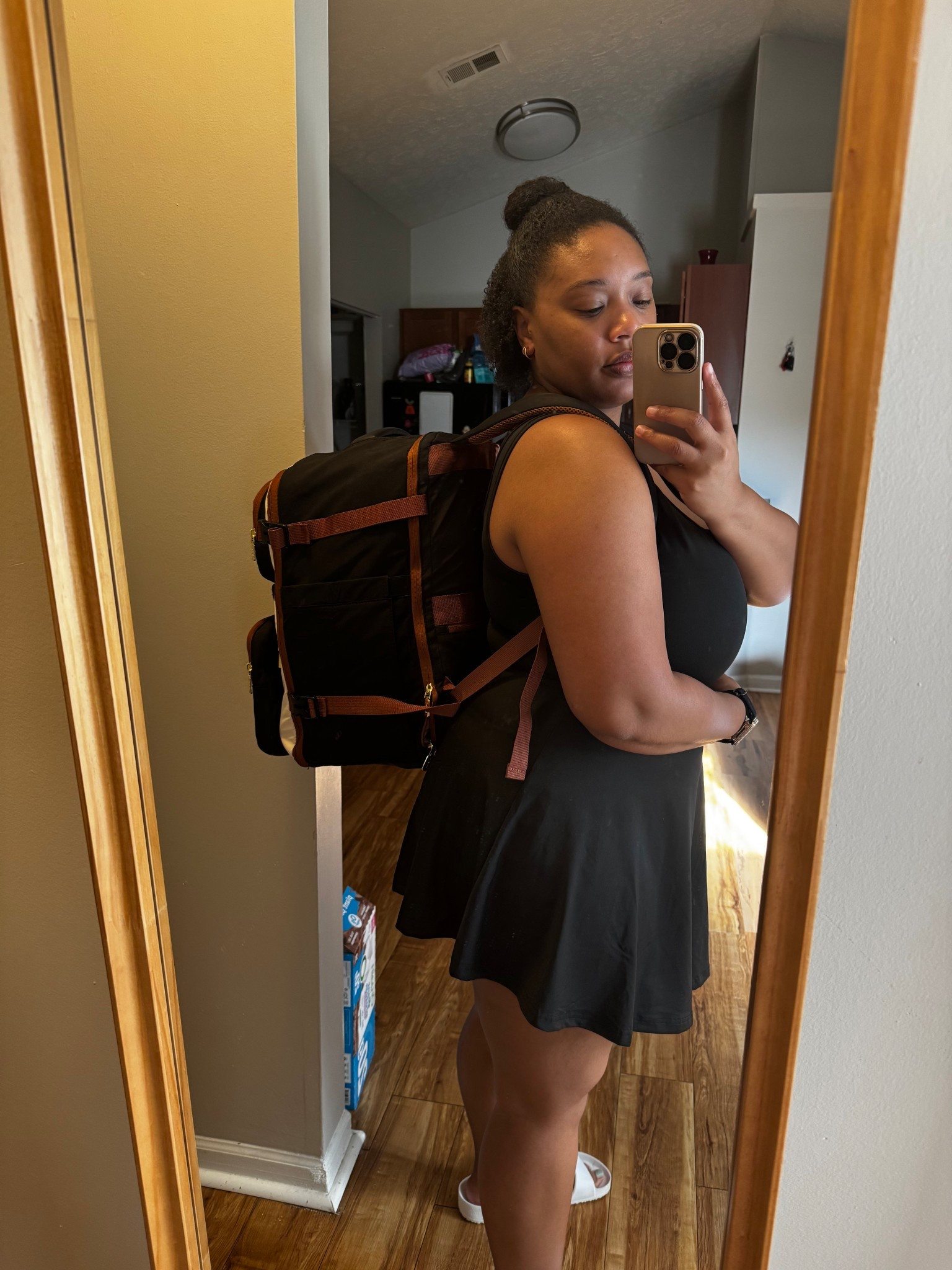 Finally found my travel day back pack.
This bag holds so much. Fits the measurement for a personal item for most airlines 
